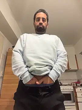 Can-14 online show from May 21, 9:30 pm