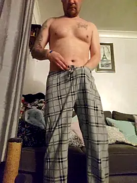 remy19866 online show from April 1, 10:51 pm