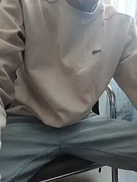 Skinboy06 online show from March 24, 11:04 am