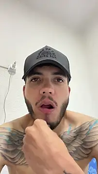 milkhot777 online show from March 20, 7:29 pm