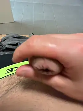 lorenzz122 online show from June 9, 1:02 pm