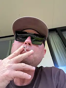 youwantthisshit online show from March 23, 5:57 am