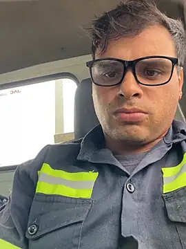 liveHOT37 online show from April 20, 6:43 pm