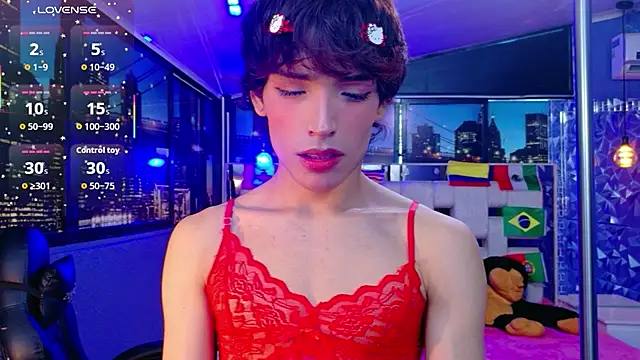 IsaacNovaa online show from June 22, 8:13 pm