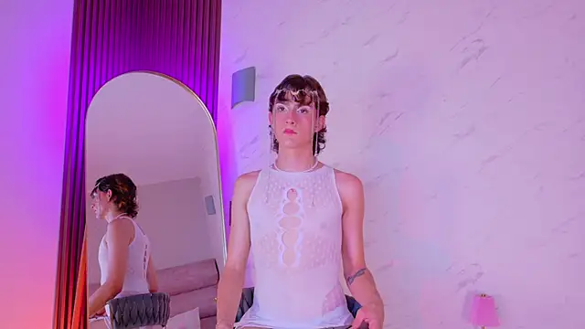 Diamondpierce online show from March 25, 8:13 pm