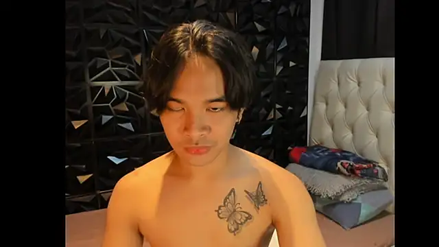 crazyslimtwink online show from June 13, 3:48 am