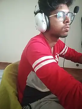 letsplaygame online show from May 13, 6:54 am
