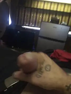 Rockstar842141 online show from April 11, 5:05 pm