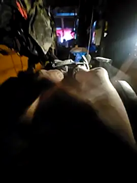 Pigboyyyxxx79 online show from April 9, 6:47 pm