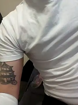 Daniel94699 online show from April 2, 10:23 am