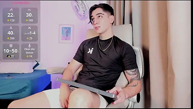 Thiago angel online show from April 3, 4:09 am