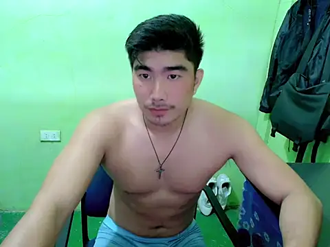 Hunkfireman online show from May 8, 1:06 am