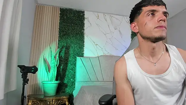 ianrice online show from April 18, 7:07 pm