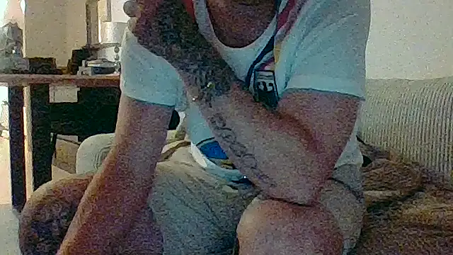 freddy089089 online show from June 6, 2:17 am