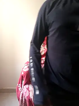 Friends withbenefits online show from April 20, 11:13 am