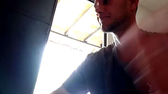 Snapshot of andrew_1520 chatting on September 19, 7:13 pm andrew 1520 online show from September 19, 7:13 pm