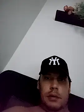 HugoEspada1 online show from April 14, 5:34 pm