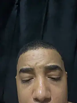 El negro 2020 online show from April 16, 3:28 am