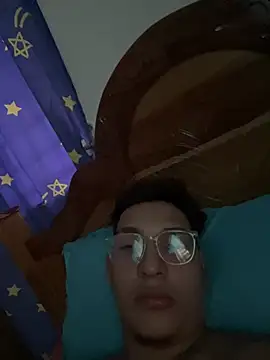 Destiny15 online show from April 19, 9:39 pm