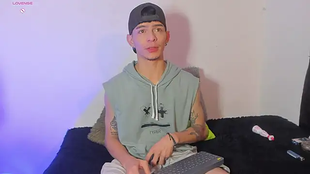  IanLark online show from May 31, 11:00 am