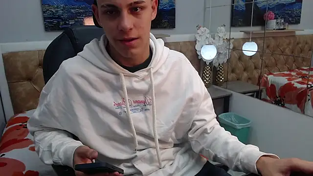 Ethanx18  online show from May 20, 5:03 am