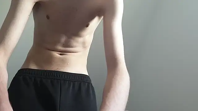 liamtwink online show from June 1, 3:01 pm