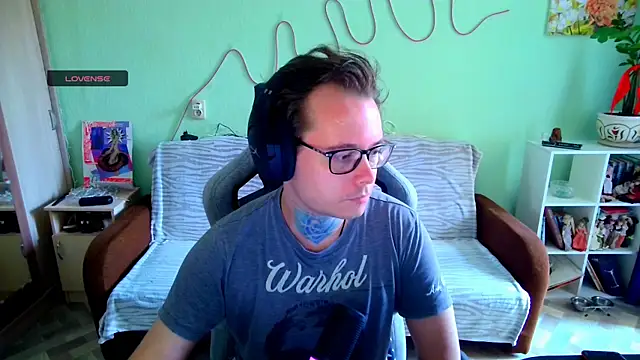 MeLanXolik online show from June 13, 10:57 am