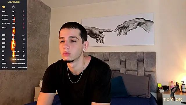 isaacblaze  online show from June 17, 3:41 am