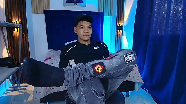 bick jhonn online show from June 25, 7:18 pm