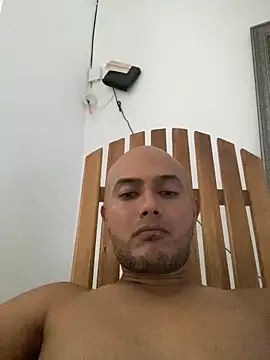 ostin1226 online show from June 14, 5:04 pm