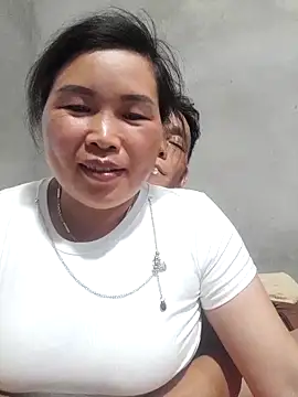myle-couple22 online show from May 17, 4:03 pm