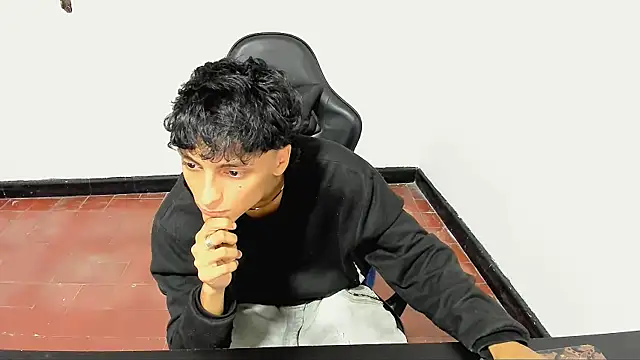 Leal cute666 online show from May 26, 5:36 am
