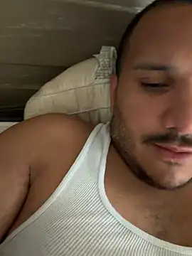 bigdickmikey30 online show from May 23, 6:46 pm