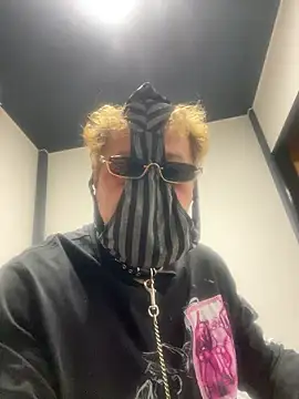 kykdJxGnC21677 online show from May 26, 4:47 pm