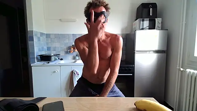 hornyfrenchies online show from June 23, 1:26 pm
