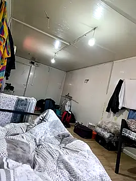 Singlemaleforcouples online show from February 28, 3:00 pm