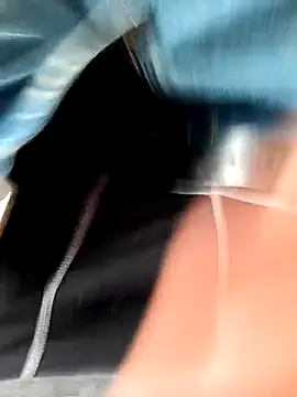 Mstrdstrctn7 online show from March 4, 11:11 pm