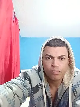 VitorBDote23cm online show from June 12, 12:58 pm