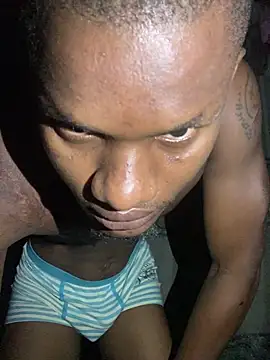 cockyguy001 online show from June 16, 5:32 am