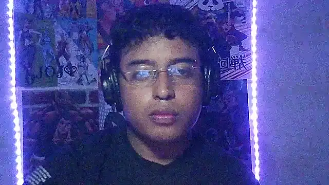 Soytuamigo777 online show from June 25, 5:45 am