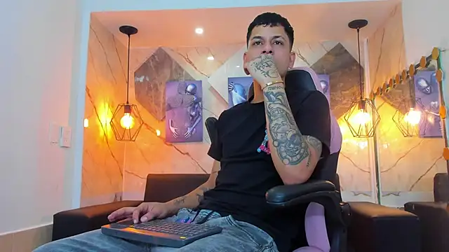 Klaar Blessed online show from July 8, 8:24 pm