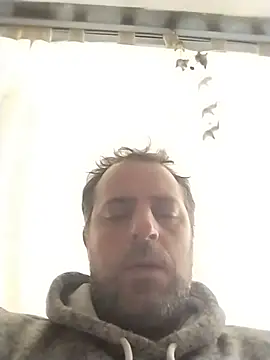 hernan8687 online show from July 11, 1:13 pm
