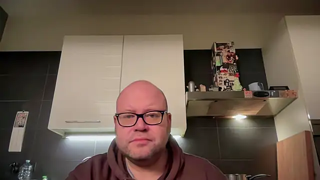 theitalianbear online show from March 19, 3:52 am