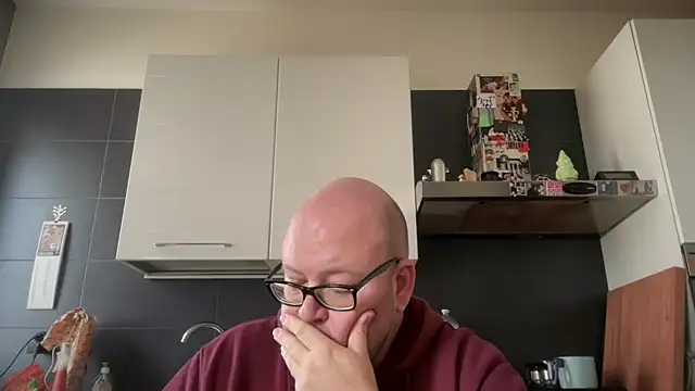 theitalianbear online show from November 19, 1:00 pm