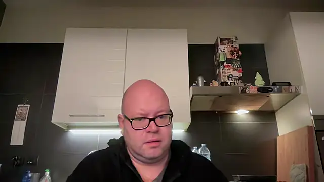 theitalianbear online show from October 21, 2:58 am