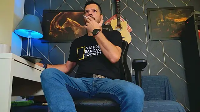 ChrisKox online show from October 14, 6:20 am