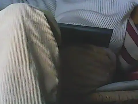 Snapshot of Moro_ra chatting on January 17, 7:09 pm Moro ra online show from January 17, 7:09 pm