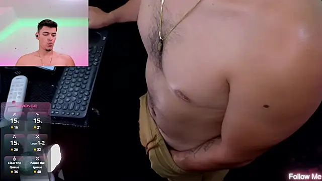Snapshot of VikoHands chatting on September 25, 11:13 pm VikoHands online show from September 25, 11:13 pm