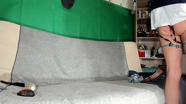 viraglaci18xh online show from February 3, 6:22 am