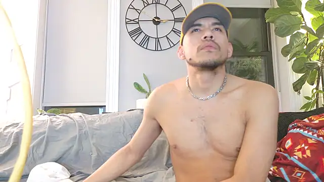 bestofdoseswirls online show from April 13, 1:06 am